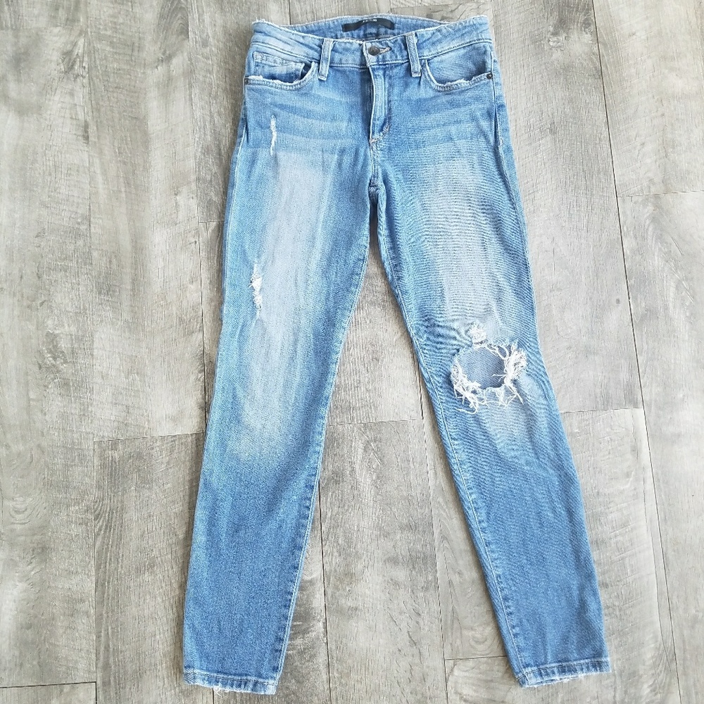 Joe's Jeans //  Skinny Ankle Fit  27